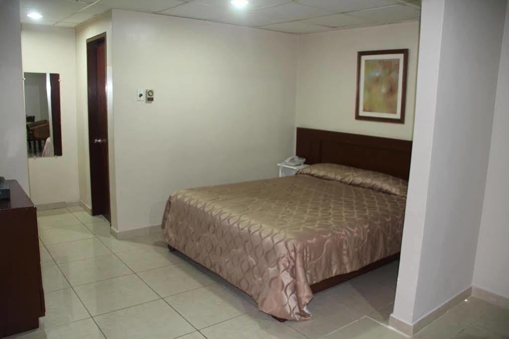 Hotel La Torre Guayaquil Dış mekan fotoğraf